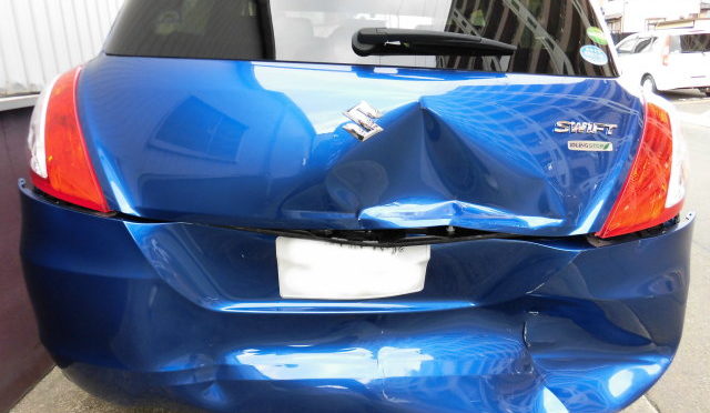 スズキ スイフト事故 CIMG0891-1-640x372.jpg